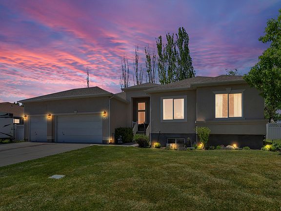 4th image of 8708 S Mountain Vista Dr
