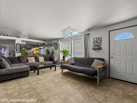 5th image of 280 Rodeo Ln
