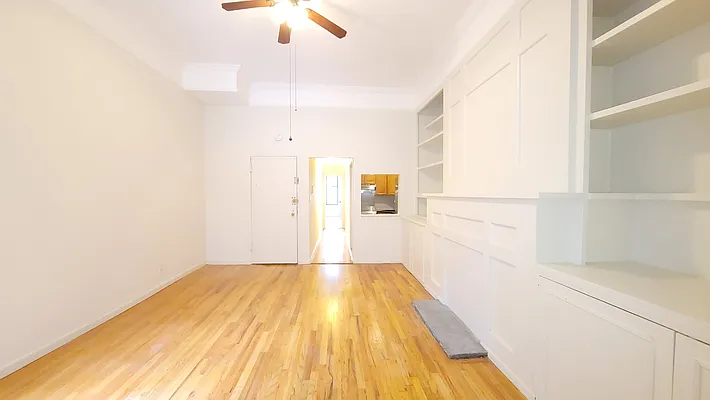 Rented by Mallan Real Estate Inc | media 11