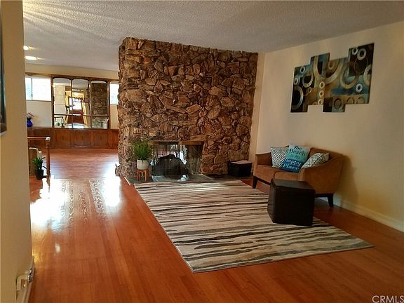 2nd image of 21618 Palos Verdes Blvd