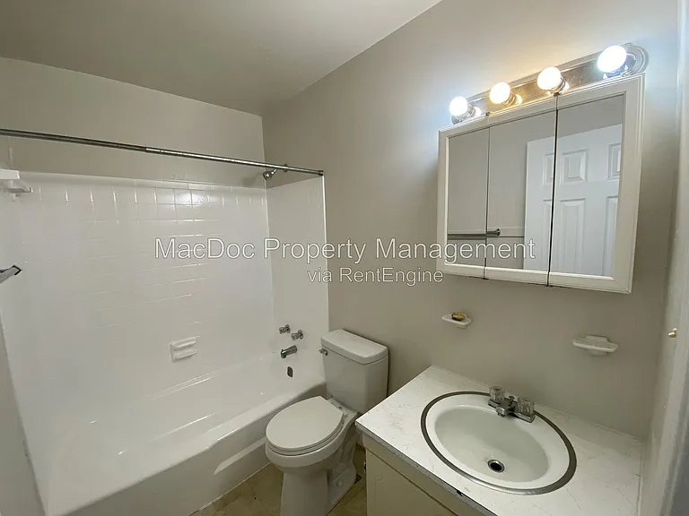 130 Janney Ct — Photo 25