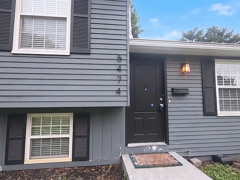 5474 Baynard Dr — Photo 1