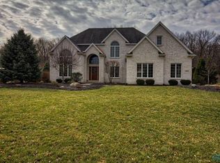 11061 Oak Pointe Dr, Whitehouse, OH