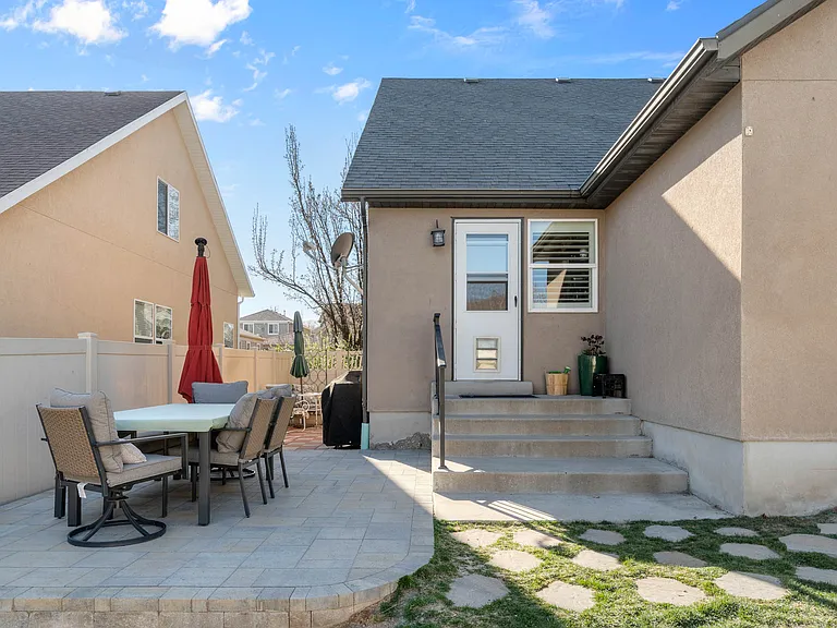 11719 S Zephyr Way — Photo 25