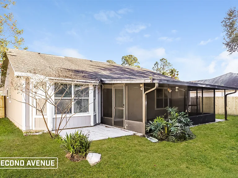 6604 Arancio Dr W — Photo 16