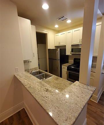 3rd image of 5243 Tchoupitoulas St #C