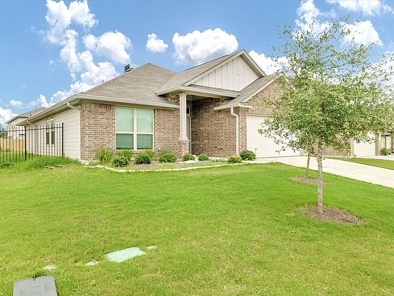 4th image of 644 Cinnamon Teal Ln