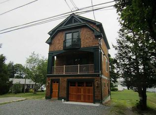 20 Wilcox St, Bristol, RI 02809