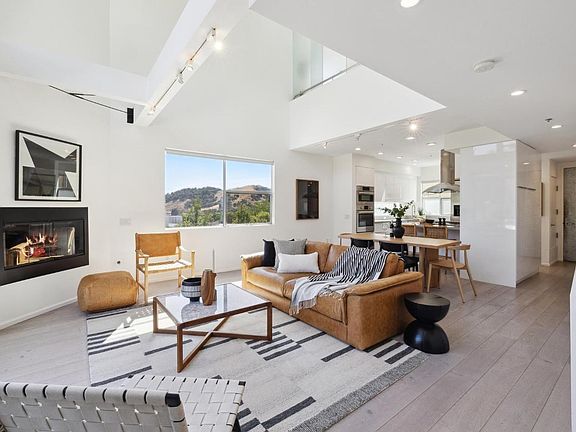 5th image of 50 Cresta Drive #6