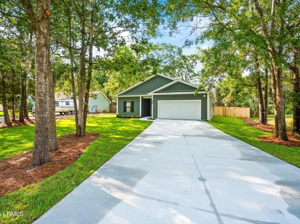 36 Telfair Dr, Beaufort, SC 29907