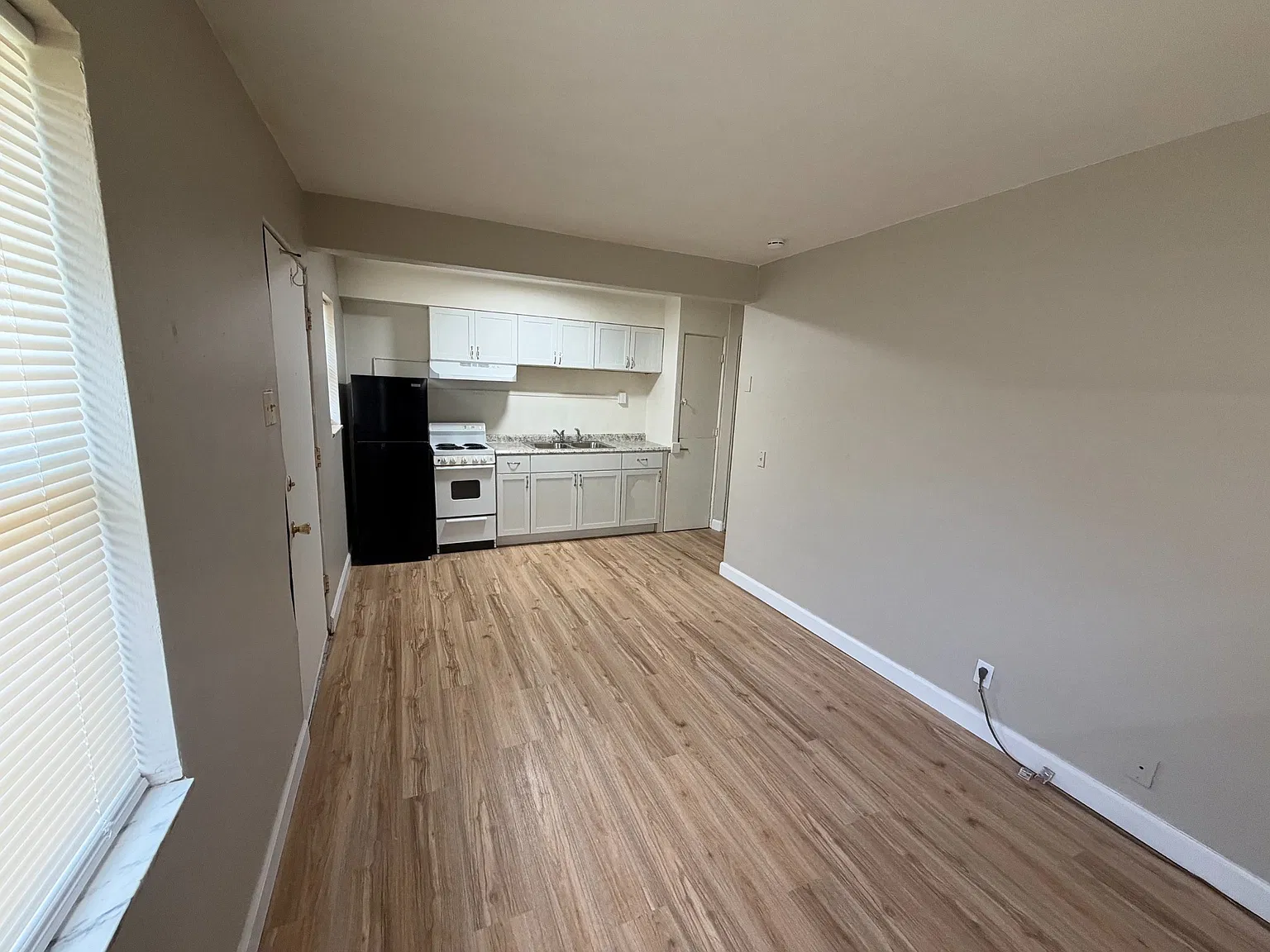 1 bed, 550 sqft, $650 — Photo 3