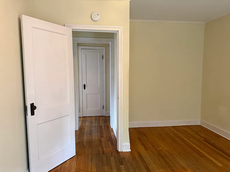 96 Bay St #1 — Photo 8
