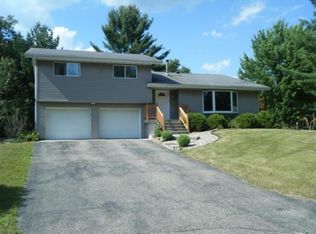 1619 Dee Ann Ct, Wisconsin Dells, WI 53965