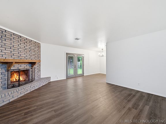 5th image of 3310 S 128th East Ave