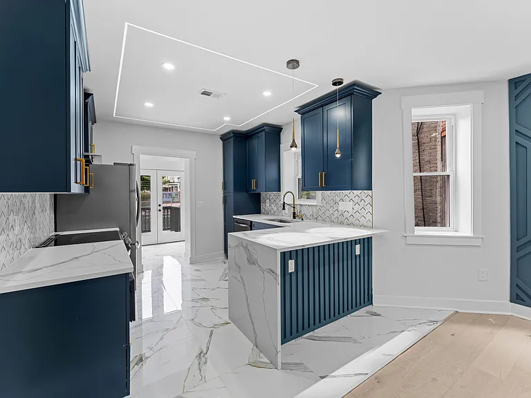 612 S 51st St — Photo 13