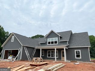 1584 C O Draper Rd, Comer, GA 30629