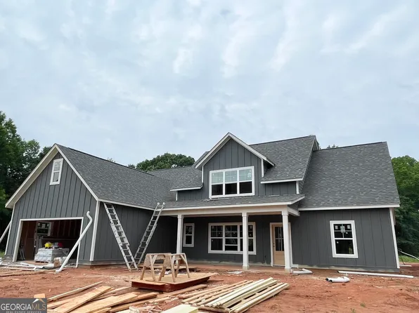 1584 C O Draper Rd, Comer, GA 30629