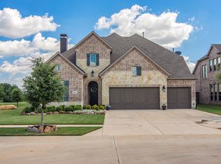 903 Highpoint Way, Roanoke, TX 76262