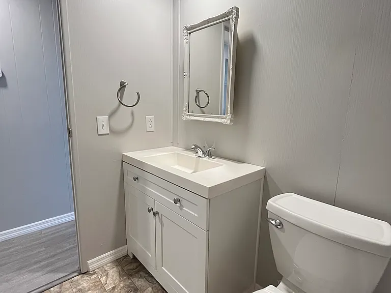 6111 Easy Dr — Photo 3