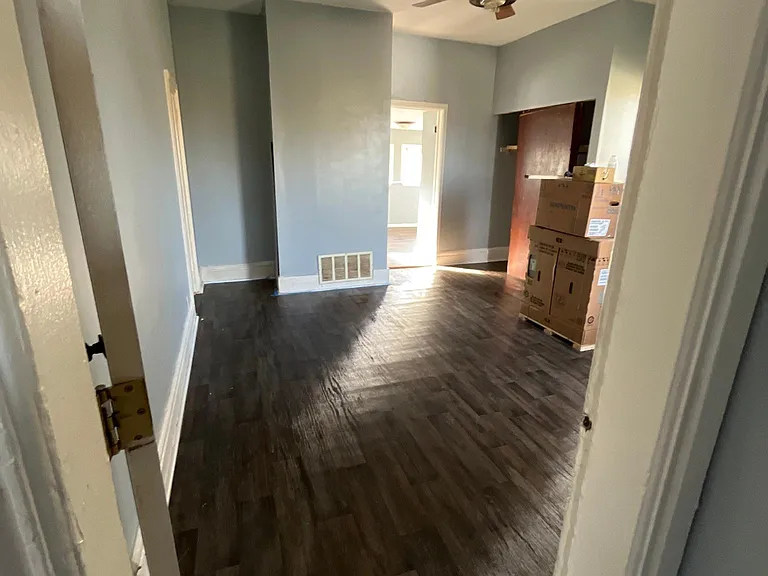 319 S Wilkinson Ave #2 — Photo 7