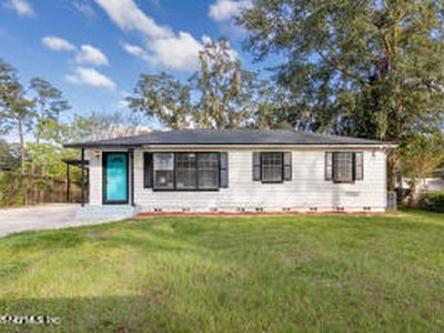 10525 LOYOLA Drive N, Jacksonville, FL, 32218