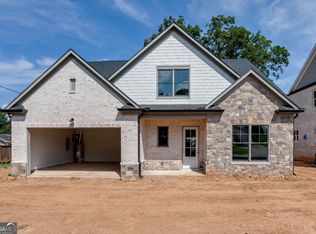 11 Stonehedge Dr, Buford, GA 30518