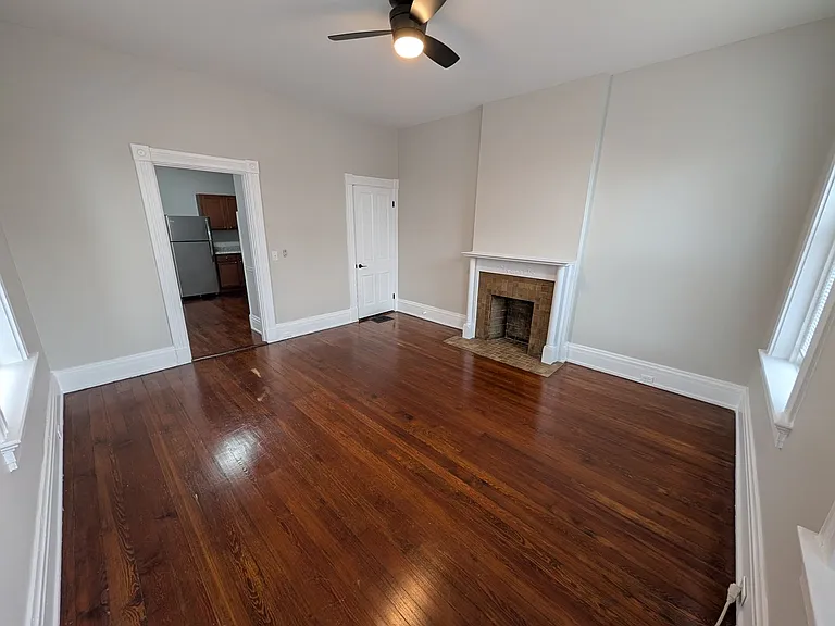 225 Fosdick St — Photo 2