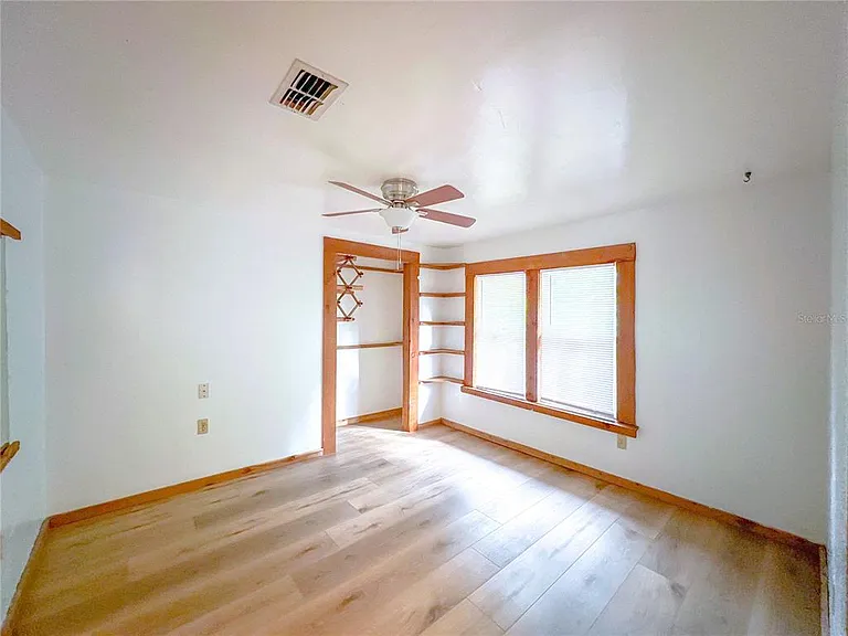 25825 W Newberry Rd — Photo 12