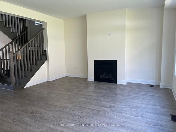 4th image of 47 Bearberry Rd