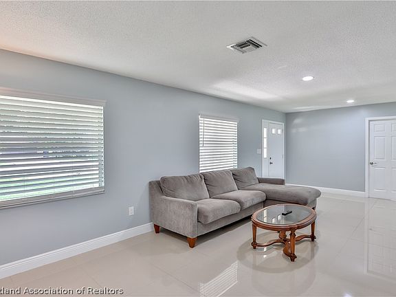 2nd image of 4513 Lake Haven Blvd