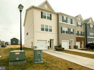 42 Vespucci Ln, Martinsburg, WV 25404