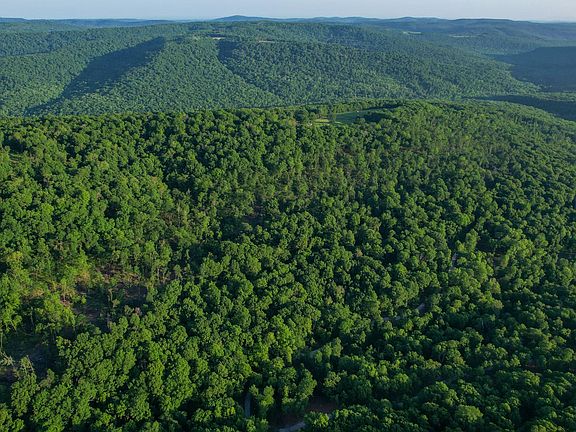 4th image of 1 Chimney Field Rd