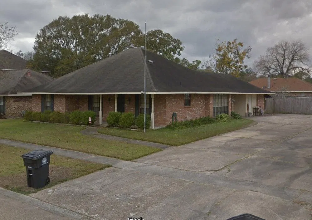 3 bed, 1400 sqft, $1,650 — Photo 1