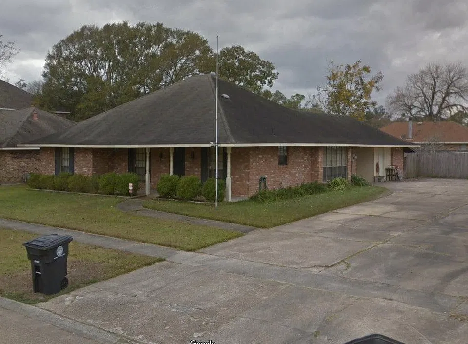 2610 Bernwood Dr