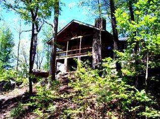 2 Wachacha Trl, Robbinsville, NC 28771