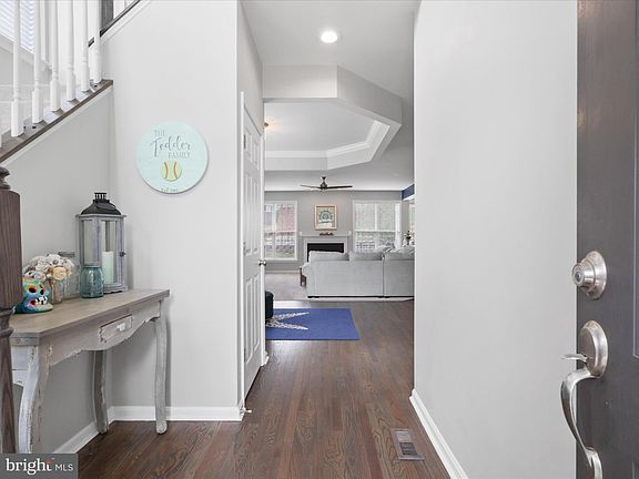 4th image of 7504 San Diego Ct