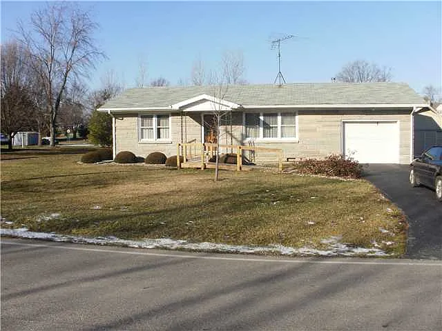 4150 W 600 S photo 1