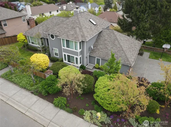 15210 NE 72nd Street, Redmond, WA 98052