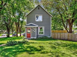821 Division St E, Faribault, MN 55021