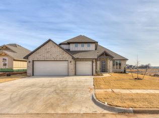 4700 Bermuda Dr, Mustang, OK 73064