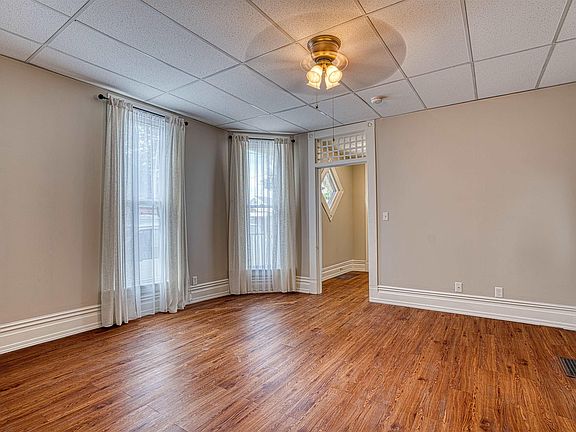 4th image of 606 S Harlan Ave