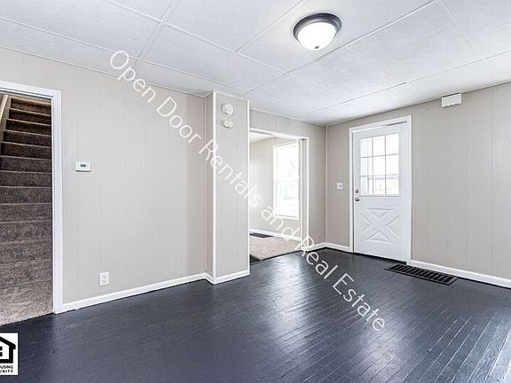 3rd image of 229 E William St