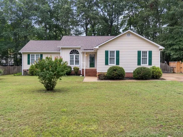 3825 Glen Oaks Ct, Chester, VA 23831