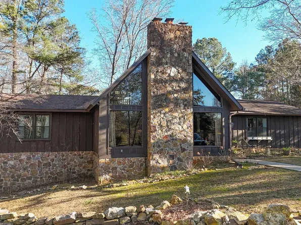 4435 Renfroe Rd, Talladega, AL 35160