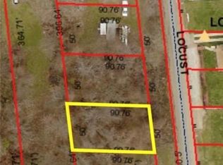 Locust St, Steubenville, OH 43953