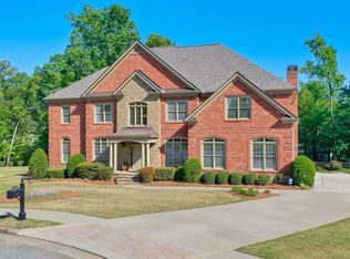 1806 Doverhill Dr, Lawrenceville, GA 30043