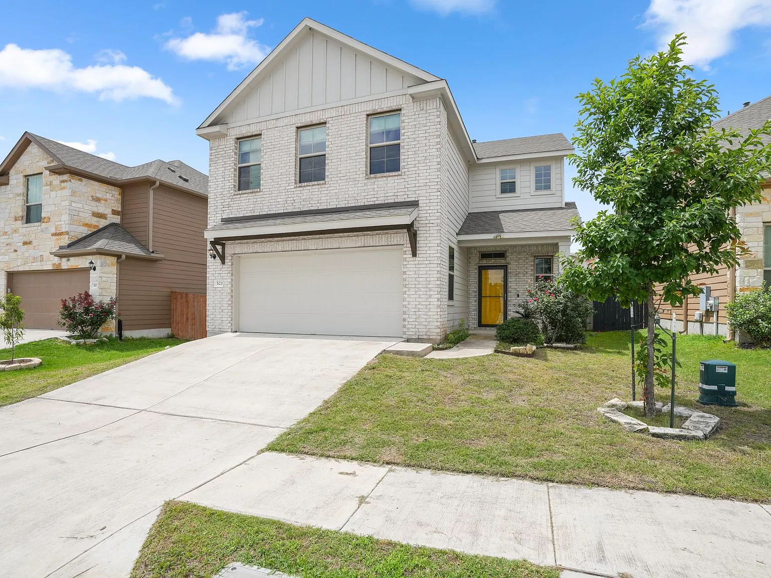 4 bed, 3.0 bath, 2615 sqft, $2,600 — Photo 2
