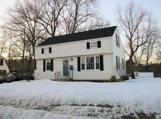 58 Walnut St, Oxford, MA 01540