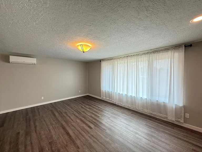 640 Lincoln Ave — Photo 5