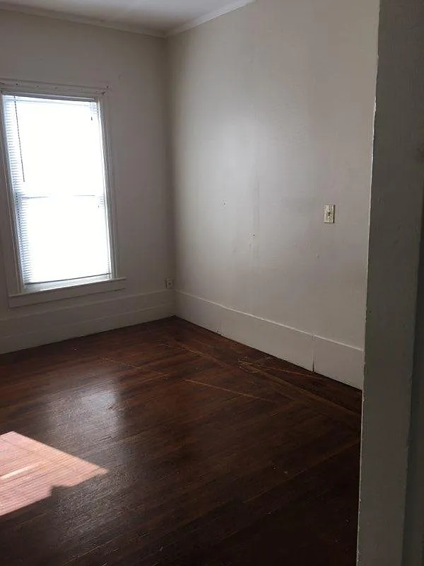 55 Carver St — Photo 3